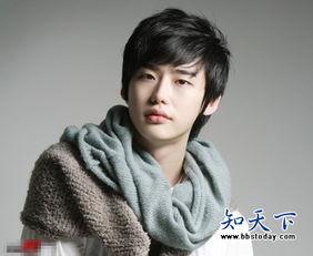 李钟硕资料背景资料,从韩流明星到实力派演员的成长之路