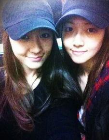 郑氏姐妹生活照